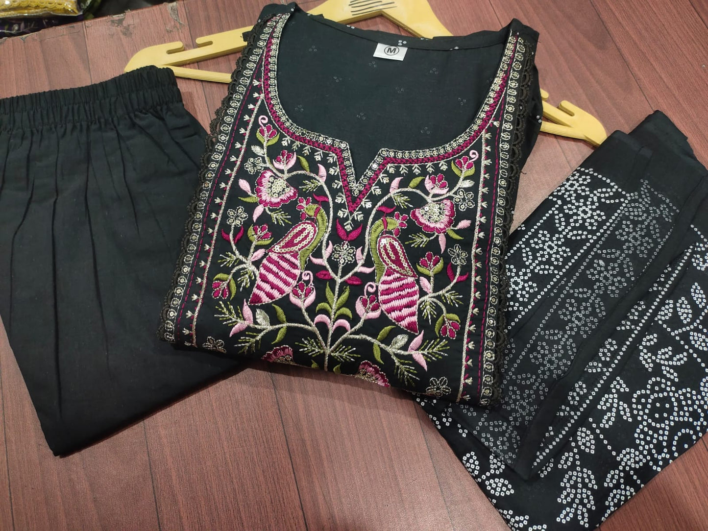 Beautiful embroidery work anarkali kurti set Size available*- *38 40 42,44,46