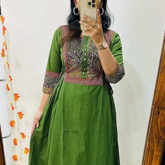 Designer heavy kurti palazzo set Feeting tussels both sides in umbrella cut  Size M /L/XL/XXL/XXXL*