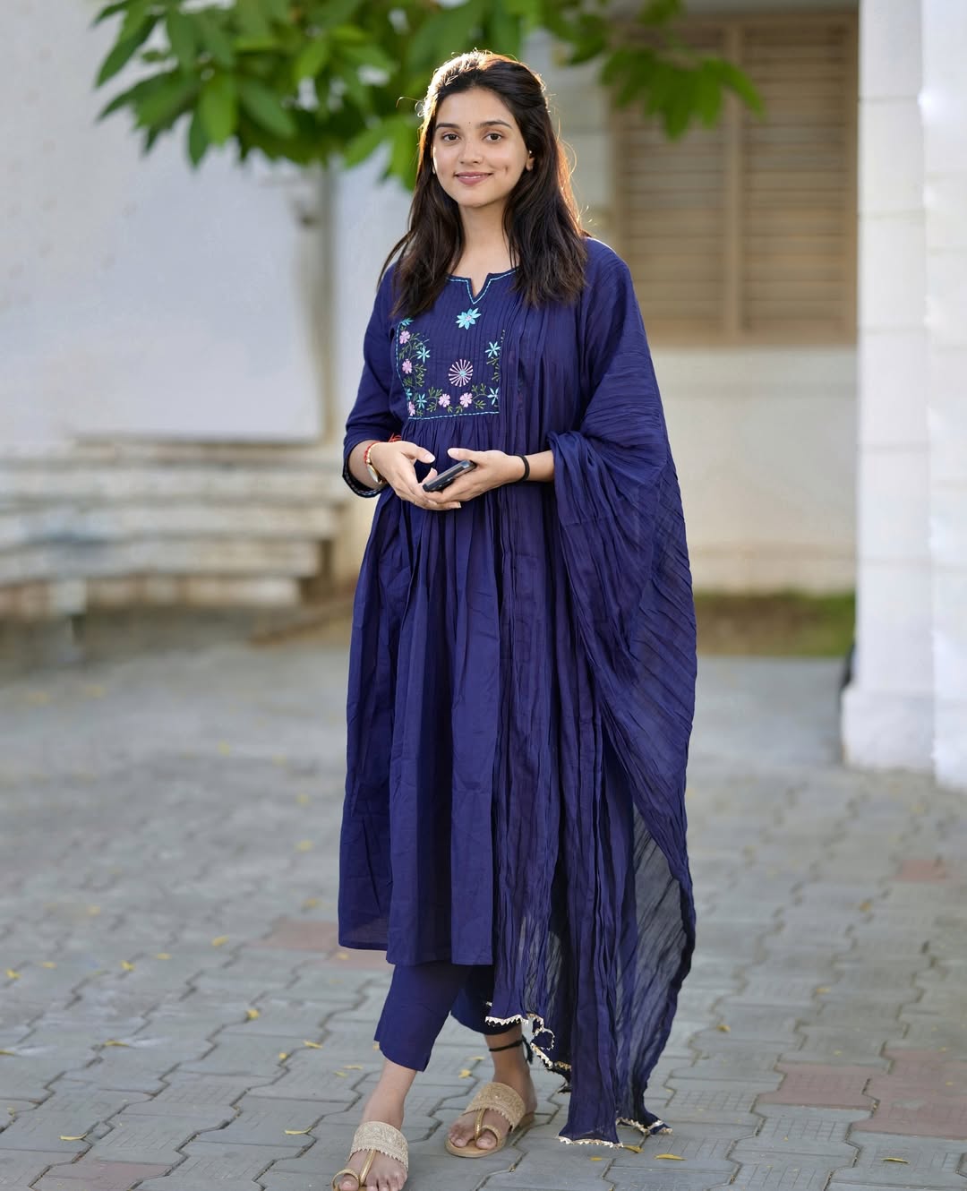 Elegant pure cotton suit set