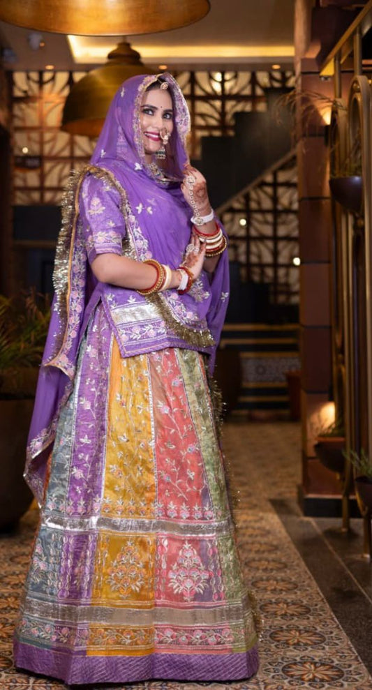 DESIGHNER 5 MTR GHER Premium Quality Hevy Gold Crush Fabric with Humarai pure Odhani*HEVY Fancy Barik zari Resham handwork beautiful poshak