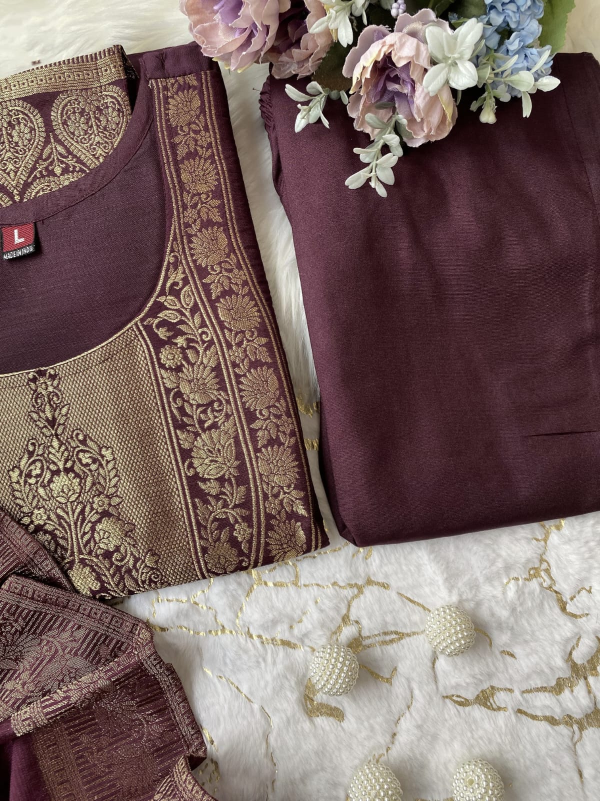 Beautiful Suit Sets in pure Banarasi Suit Set Top pent with duppta