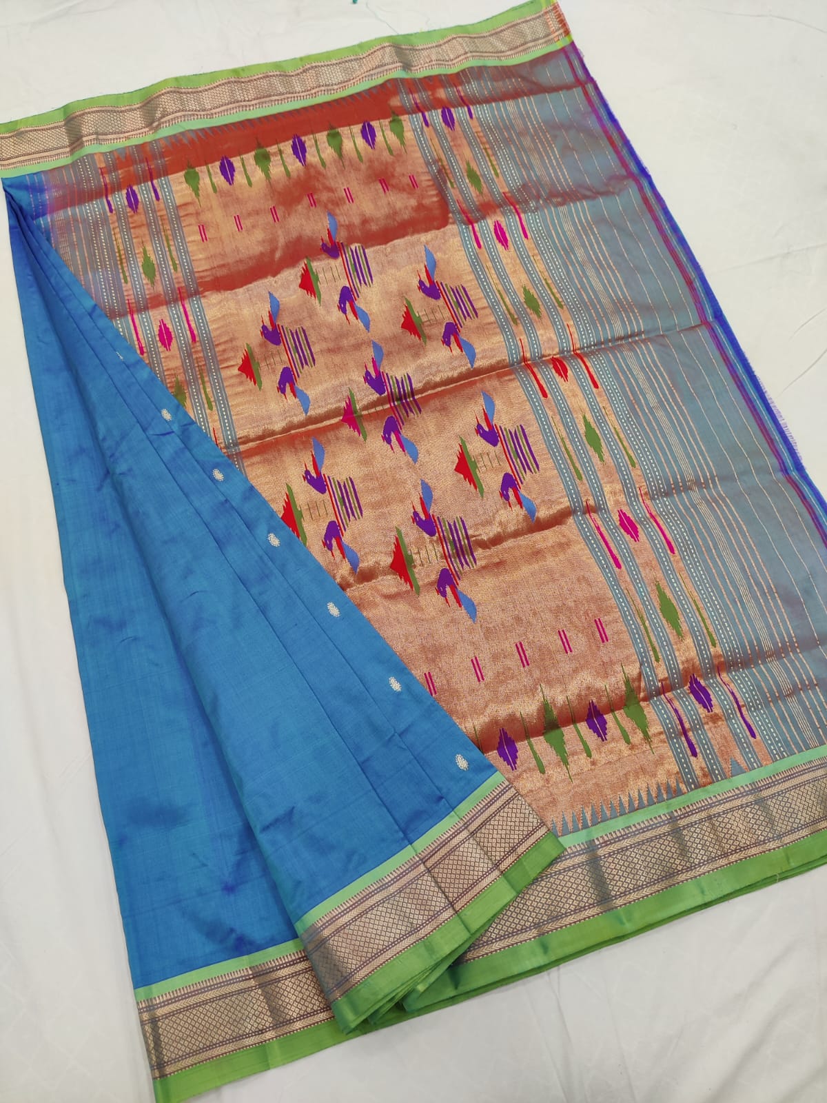 Handloom pure silk Traditional Yeola Paithani Saree