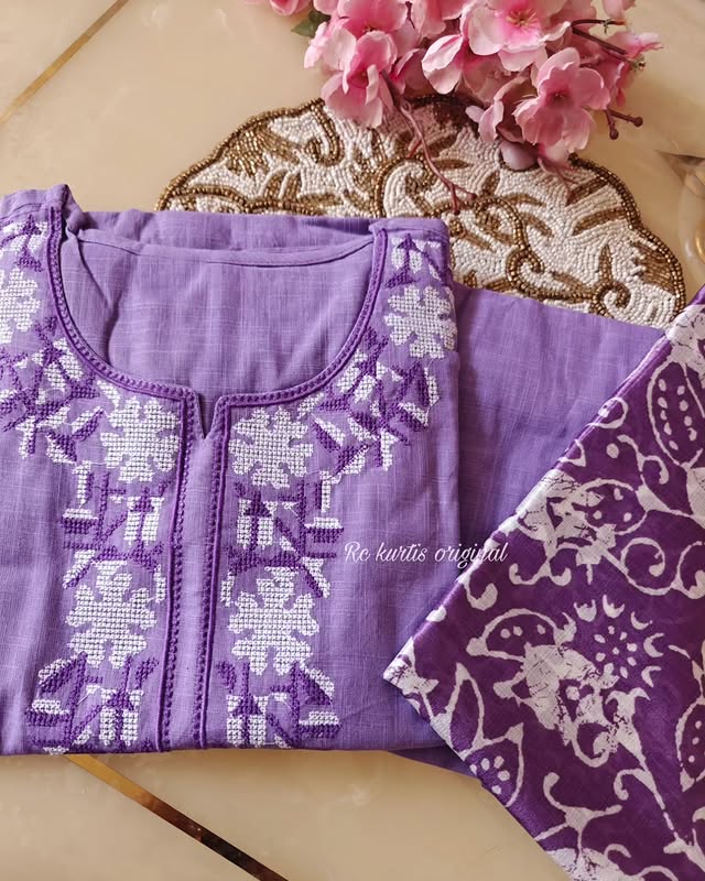 Beautiful embroidery cotton kurti set Size - 38/40/42/44*