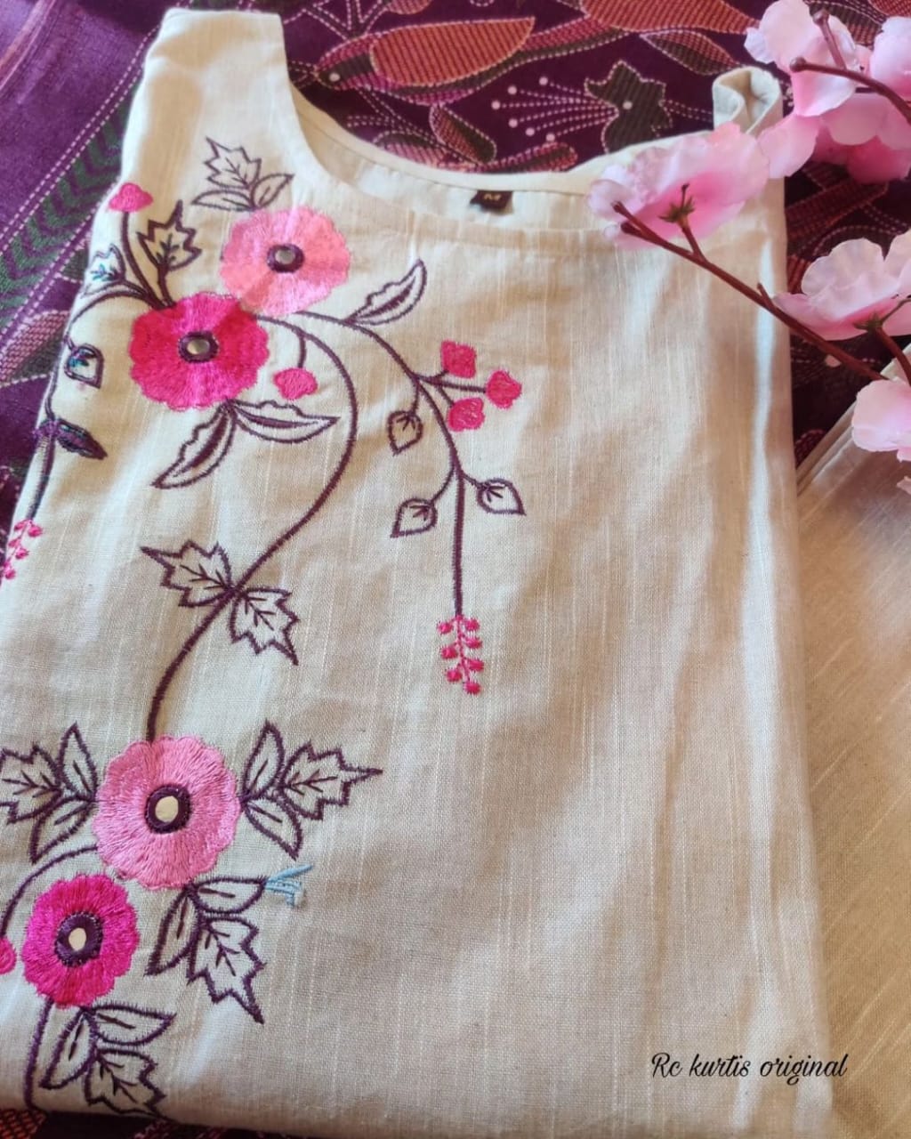 Beautiful embroidery work on kurti   pant & duppata set Size 38,40,42,44,46