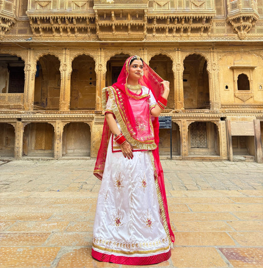 Royal Rajwadi SATAN SILK pure contrast Odhni fancy POSHAK code:Gg