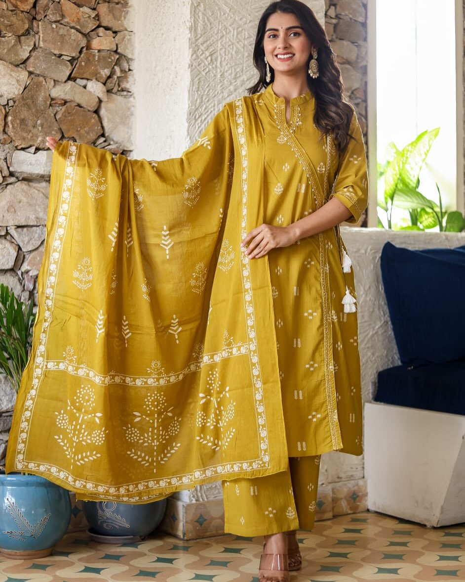 Beautiful Embroidery  3pcs kurti set size - M L XL XXL.3XL*