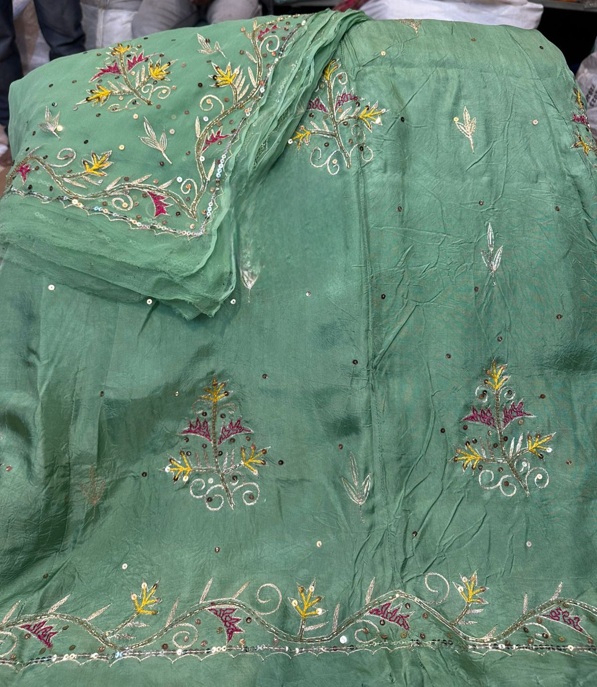 Heavy upada fabric Resam Thakurji pyor odhna taara  katdana handwork Elegant poshak