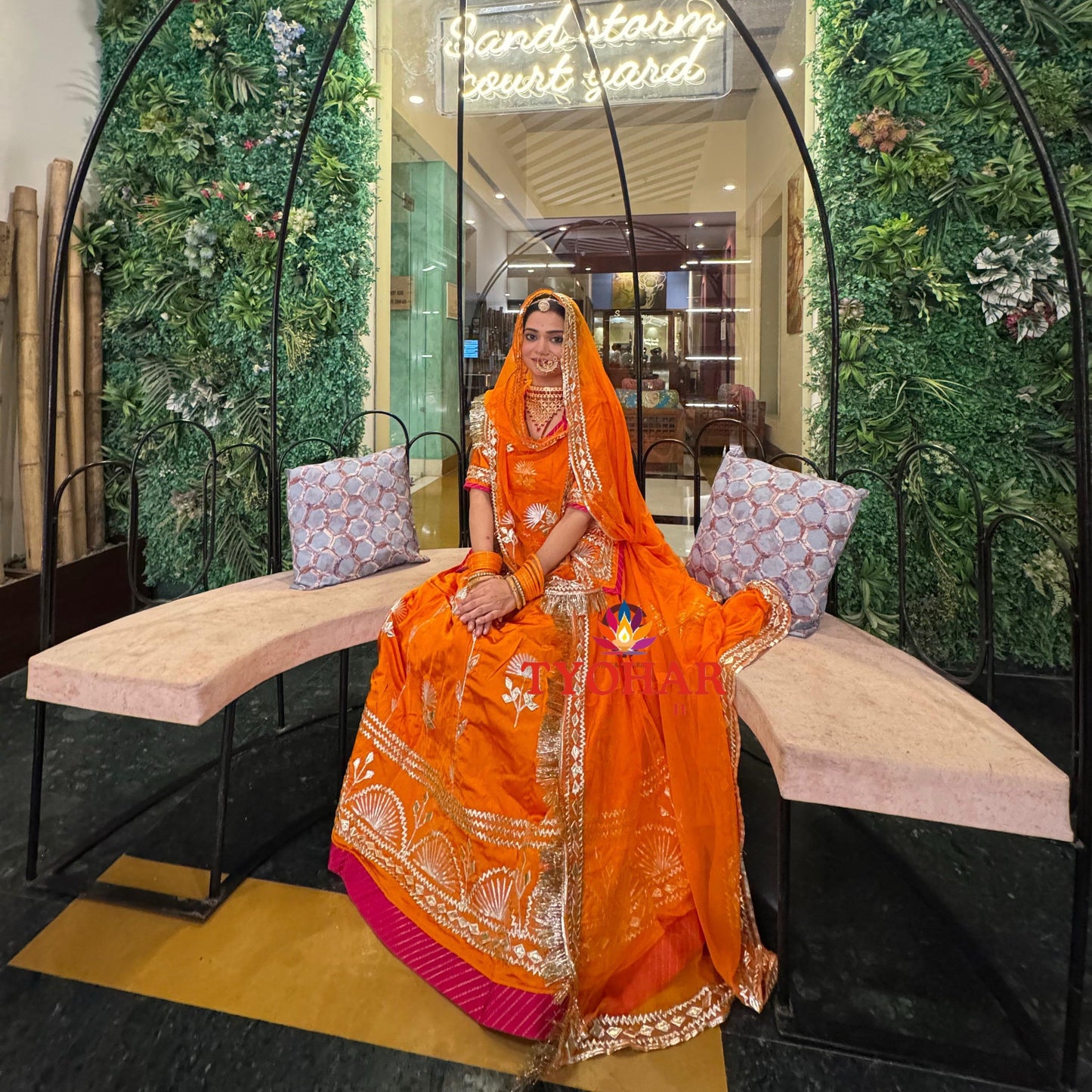 Royal Rajwadi look poshak