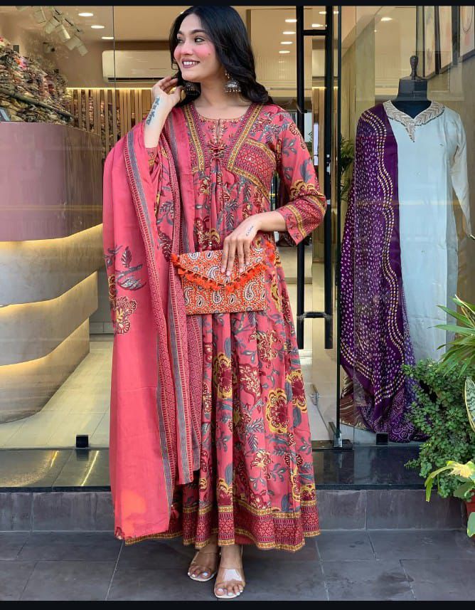 Elegant Partywear Embroidery sequence work Anarkali kurti set size- M-38/L-40/Xl- 42/XXL- 44, XXXL-46*