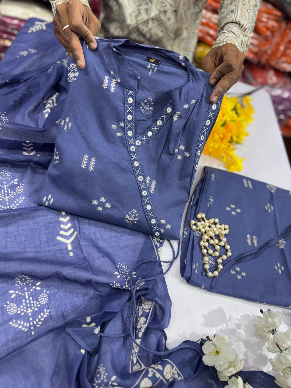 Beautiful Embroidery  3pcs kurti set size - M L XL XXL.3XL*