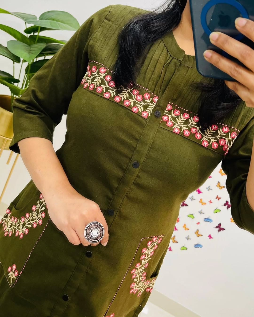 Pure fine Cotton Slub fabric Embroidery Work Kurti with Pant 
Size: *M/38, L/40, XL/42, XXL/44,XXXl/46*