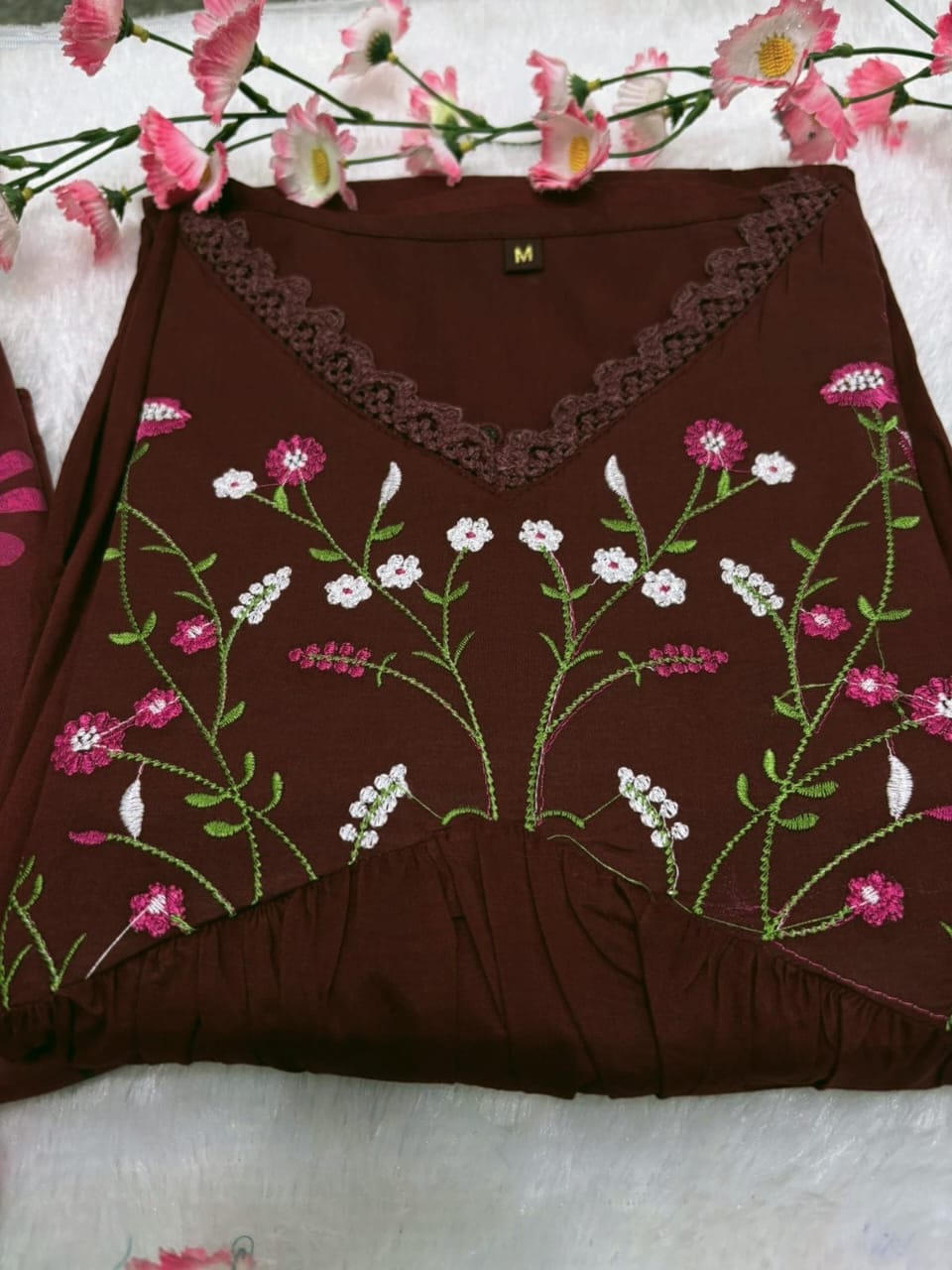 Elegant Partywear suit set Sizes :38,40,42,44