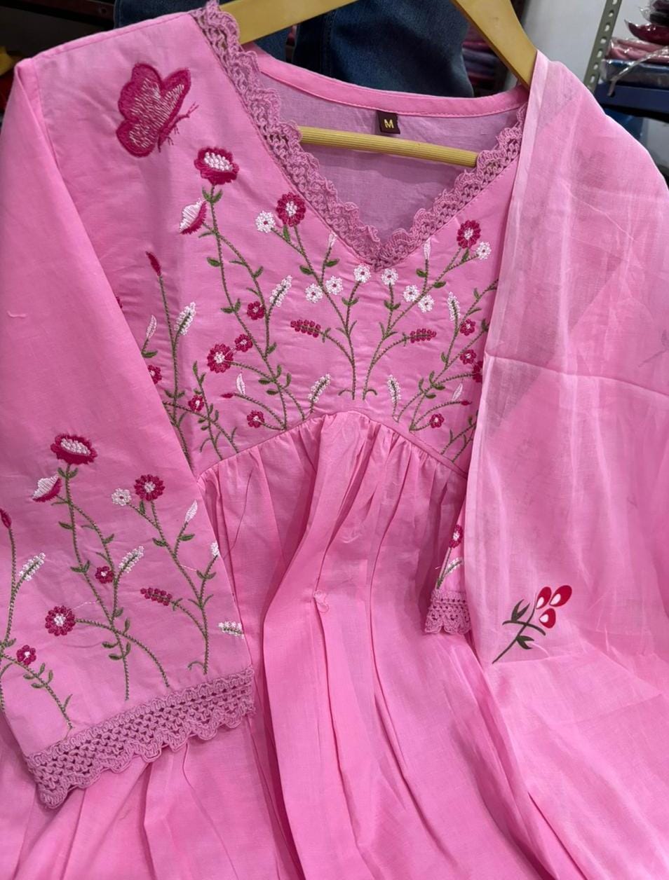 Elegant Partywear suit set Sizes :38,40,42,44