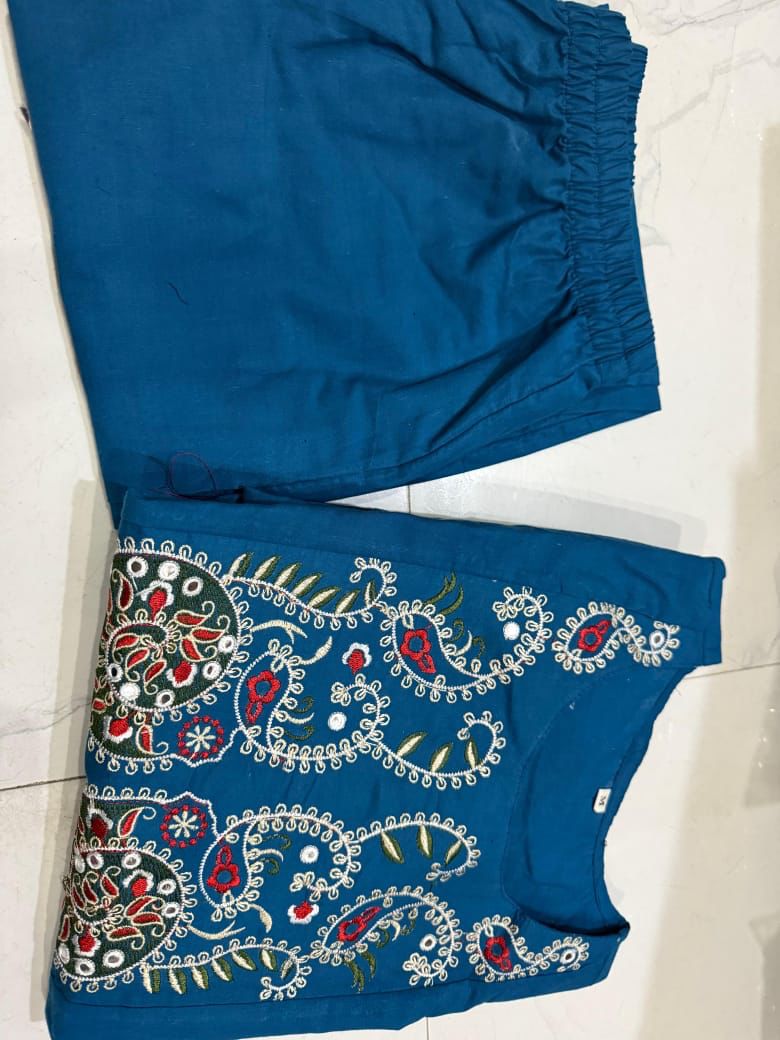 Elegant Embroidered cordset