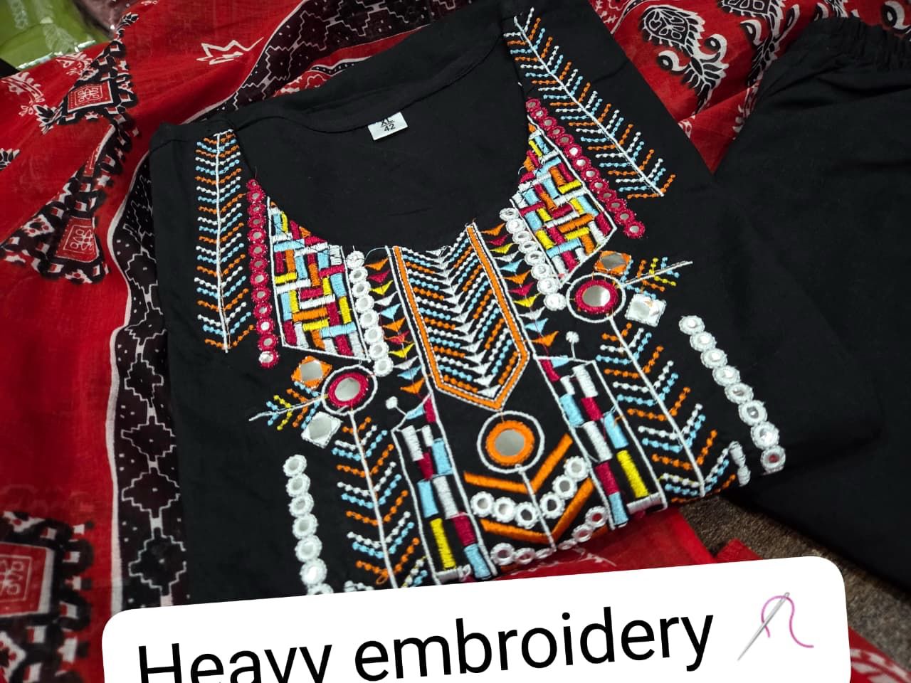 Beautiful Embroidery 3pcs pure cotton kurti set Size: *M/38, L/40, XL/42, XXL/44,XXXl/46*
