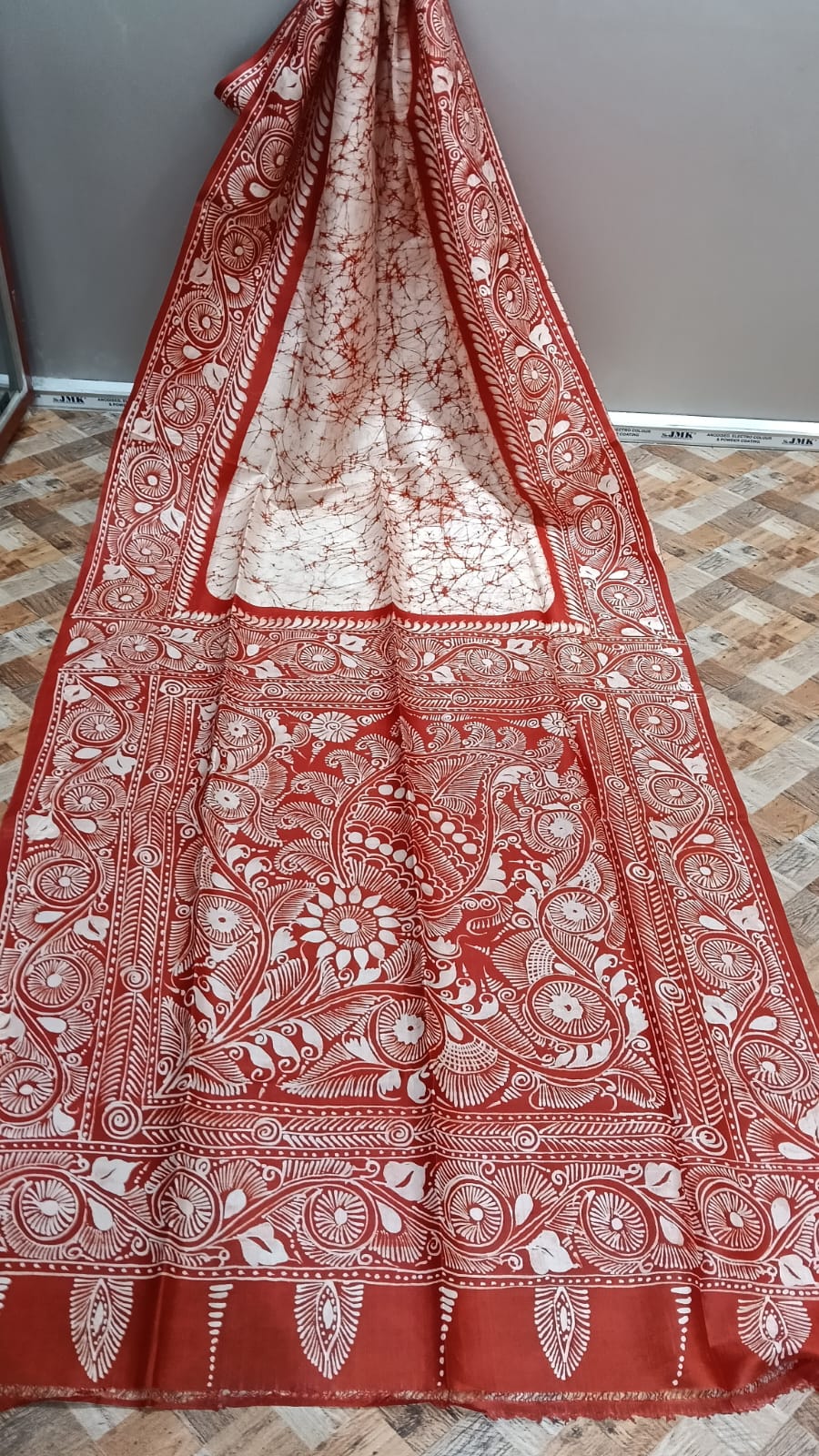 Beautiful Batik Hand-Painted Pure Silk Saree – Silk Mark Certified