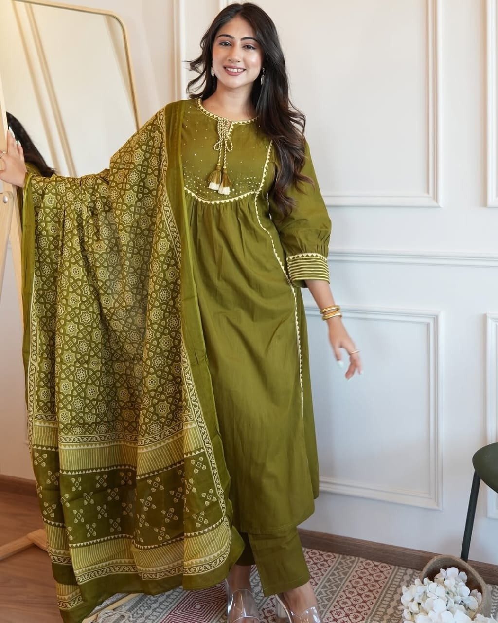 Elegant Partywear Kurti set  Size: *M/38, L/40, XL/42, XXL/44,XXXl/46*